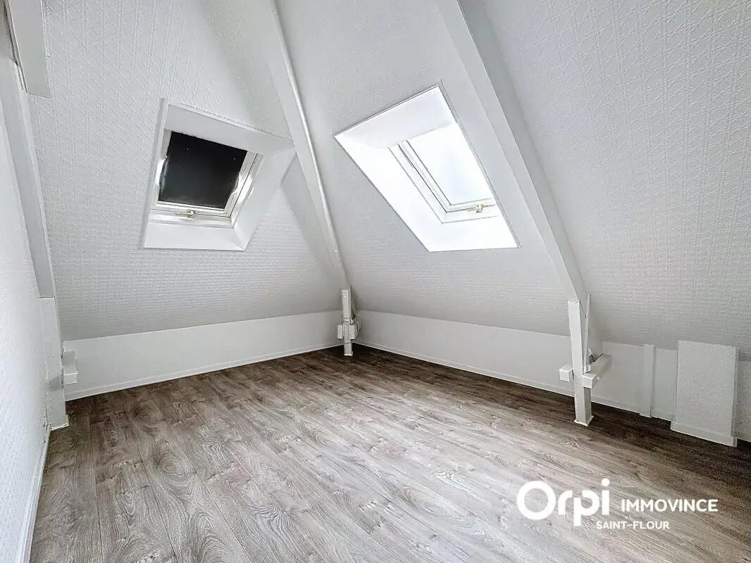 Appartement à louer, 33m², Saint-Flour