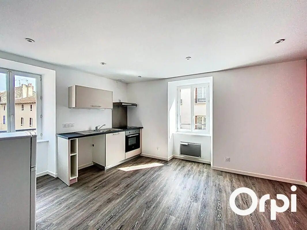 Appartement à louer, 28m², Saint-Flour