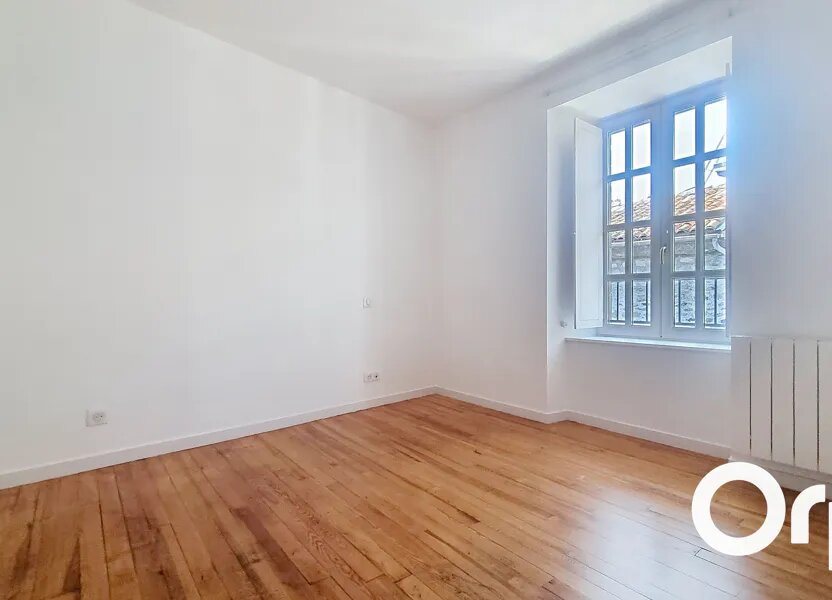 Appartement à louer, 57m², Saint-Flour