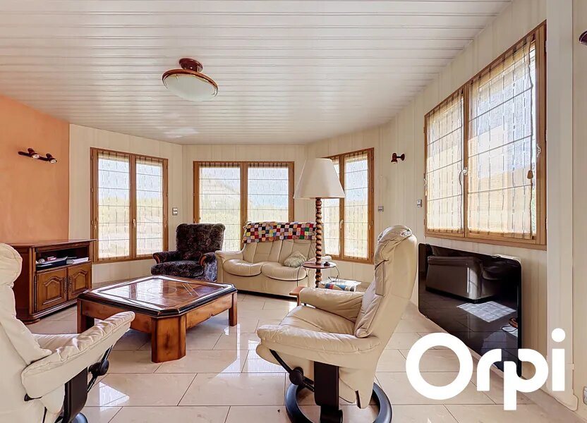 Maison à vendre, 120m², Chalinargues
