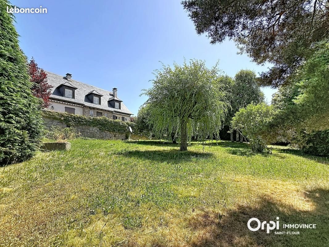 Maison à vendre, 258m², Saint-Flour