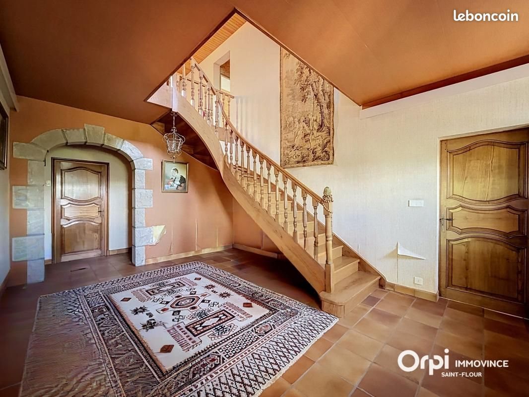 Maison à vendre, 258m², Saint-Flour
