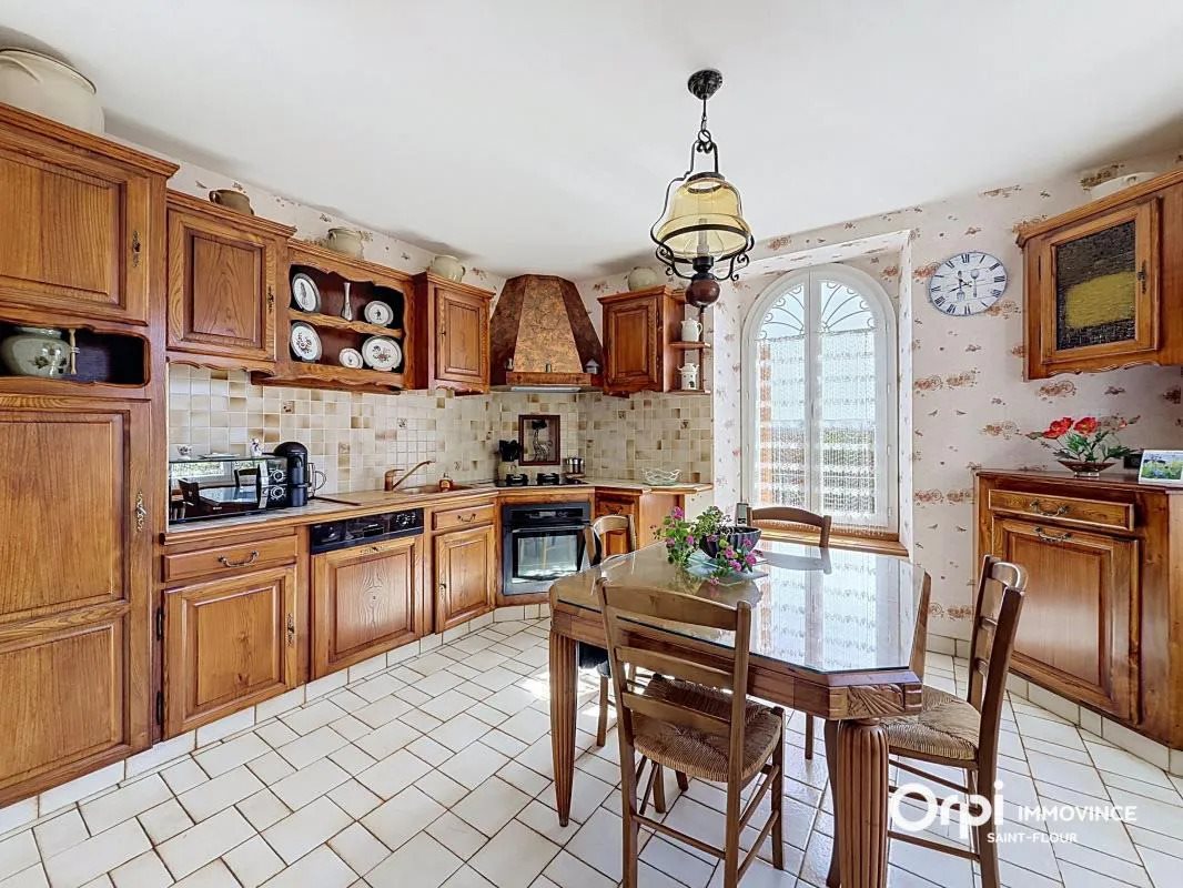 Maison à vendre, 133m², Saint-Flour