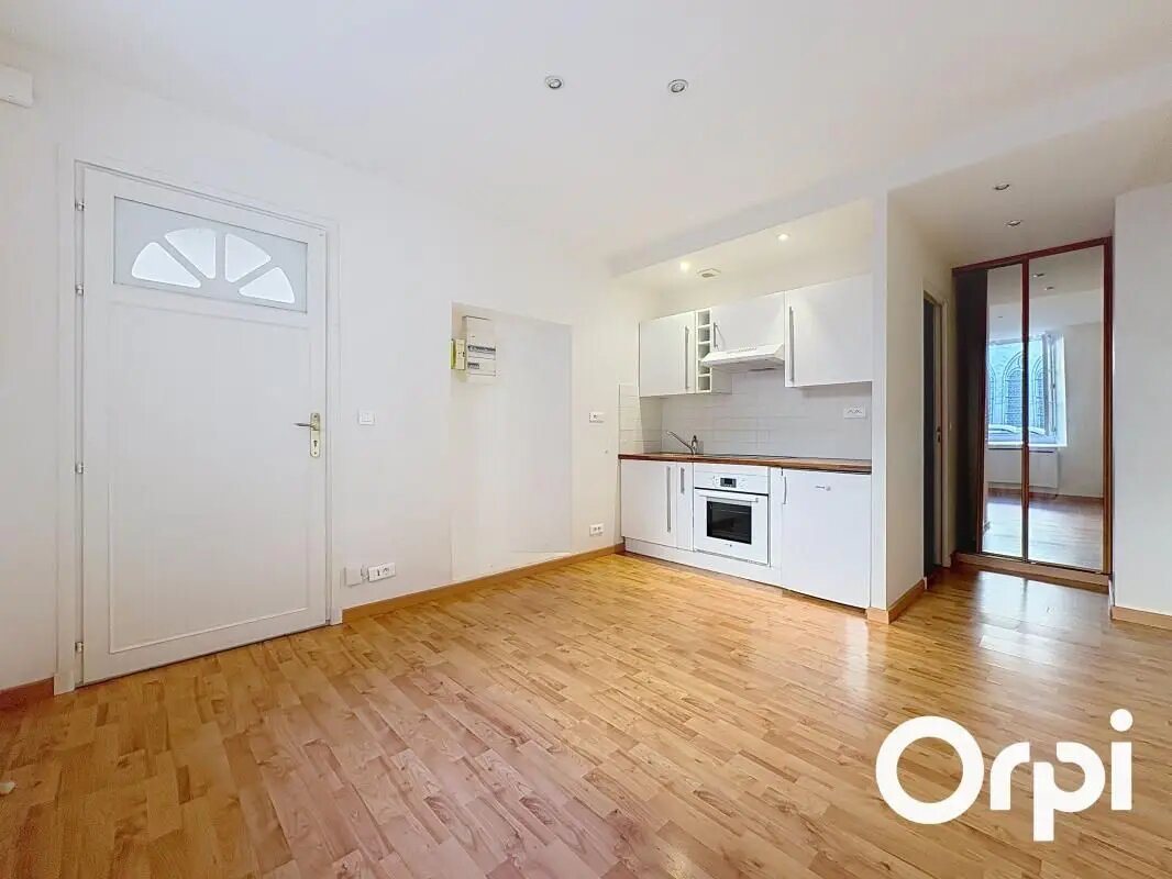 Appartement à louer, 19m², Saint-Flour