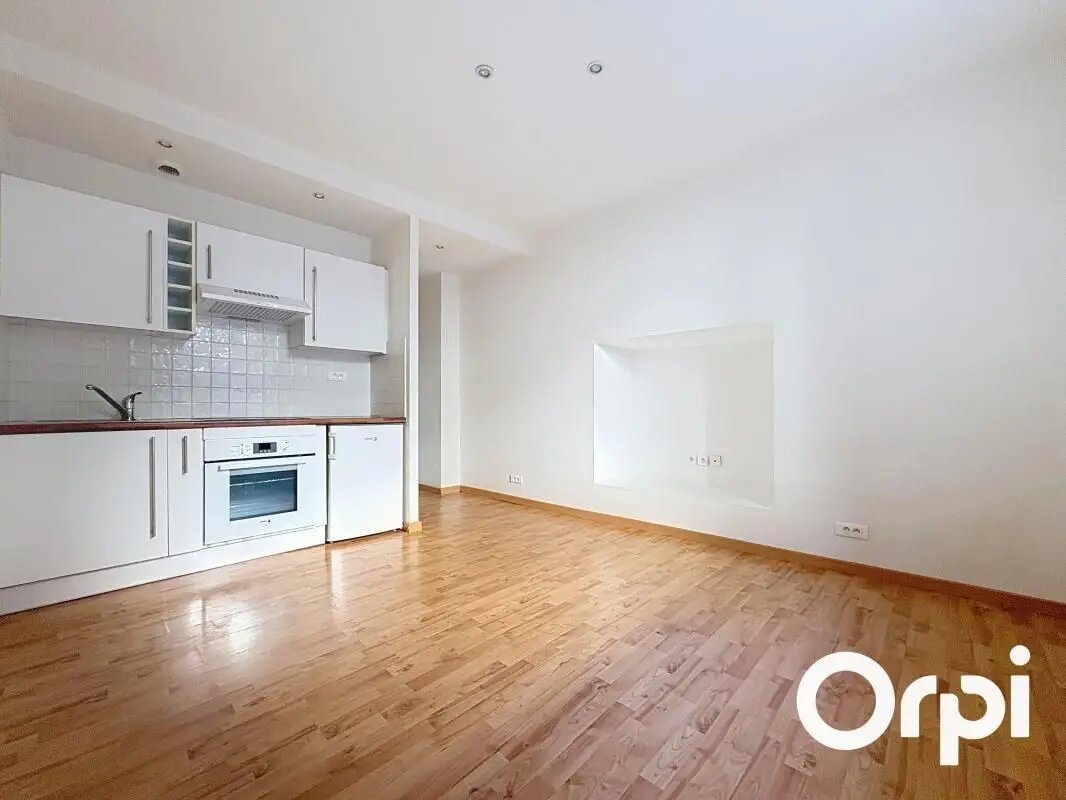 Appartement à louer, 19m², Saint-Flour