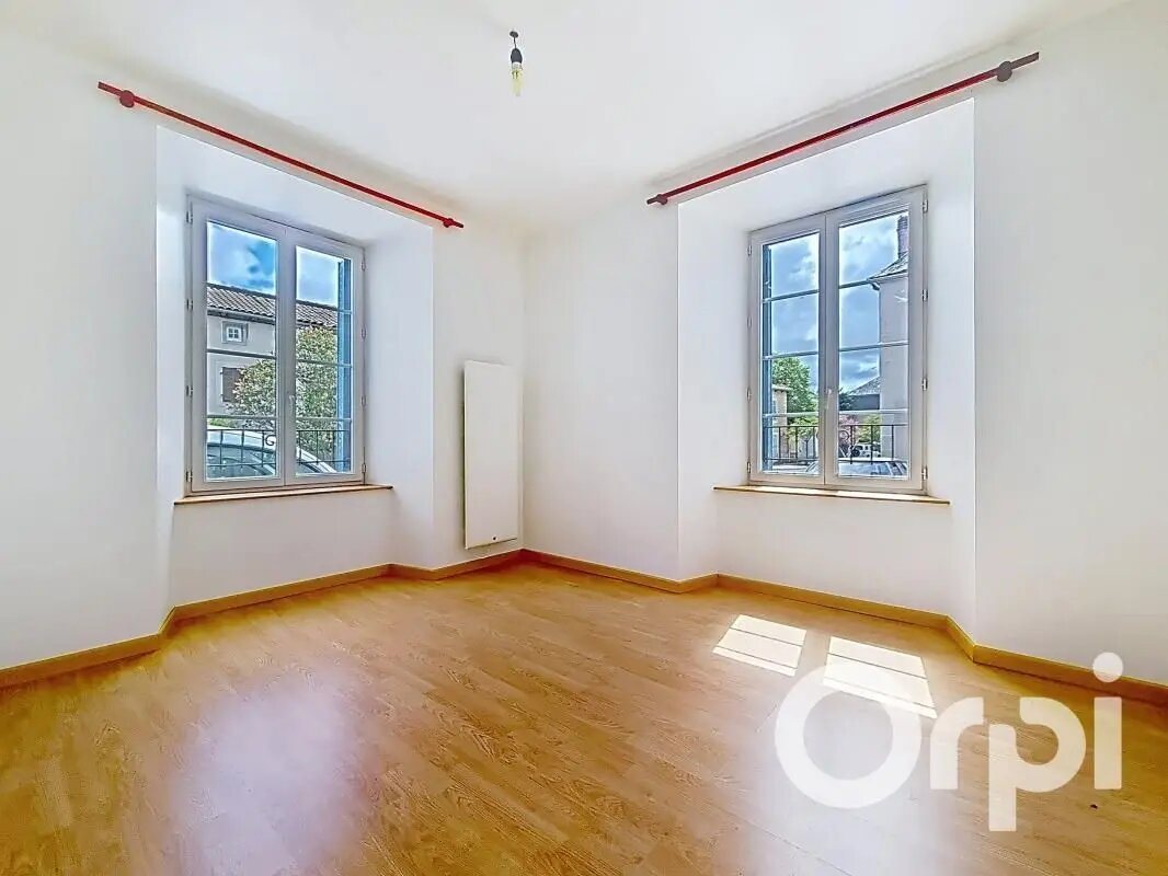 Appartement à louer, 58m², Ruynes-en-Margeride
