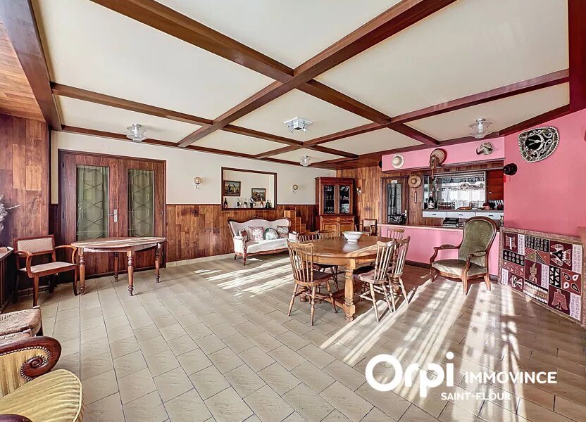 Maison à vendre, 198m², Neuvéglise