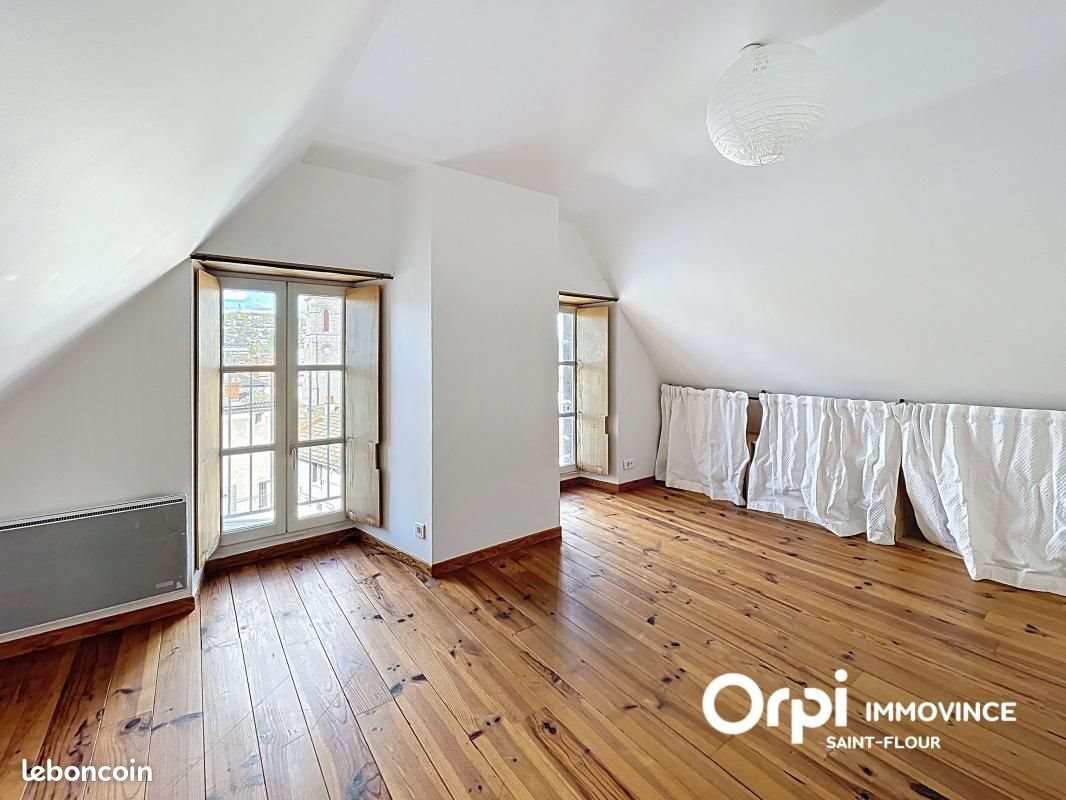 Appartement à vendre, 69m², Saint-Flour