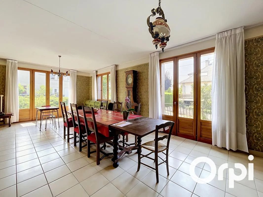 Maison à vendre, 167m², Saint-Flour
