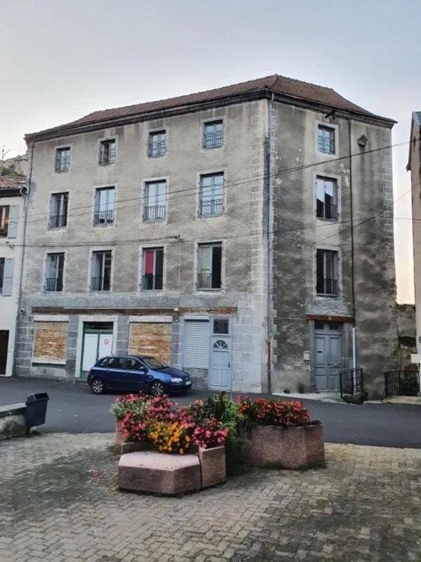Appartement à vendre, 340m², Saint-Flour