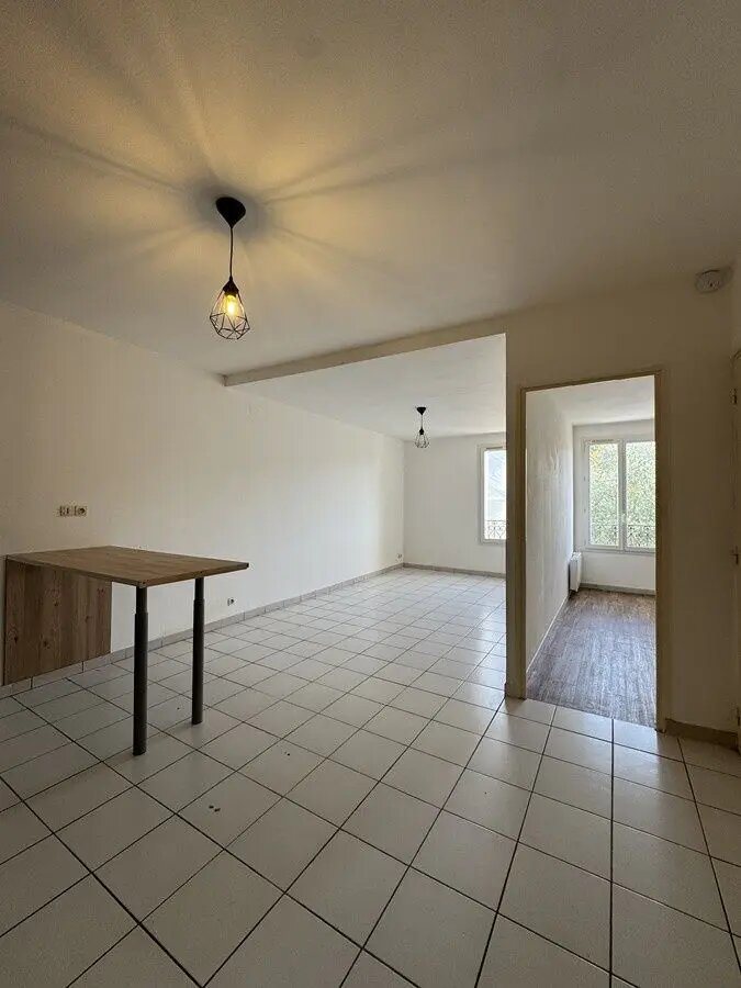 Appartement à louer, 40m², Saintes