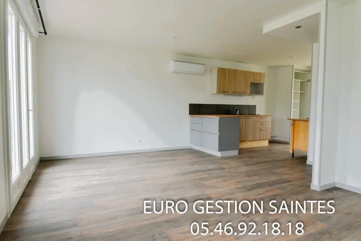 Maison à louer, 68m², Saint-Hilaire-de-Villefranche
