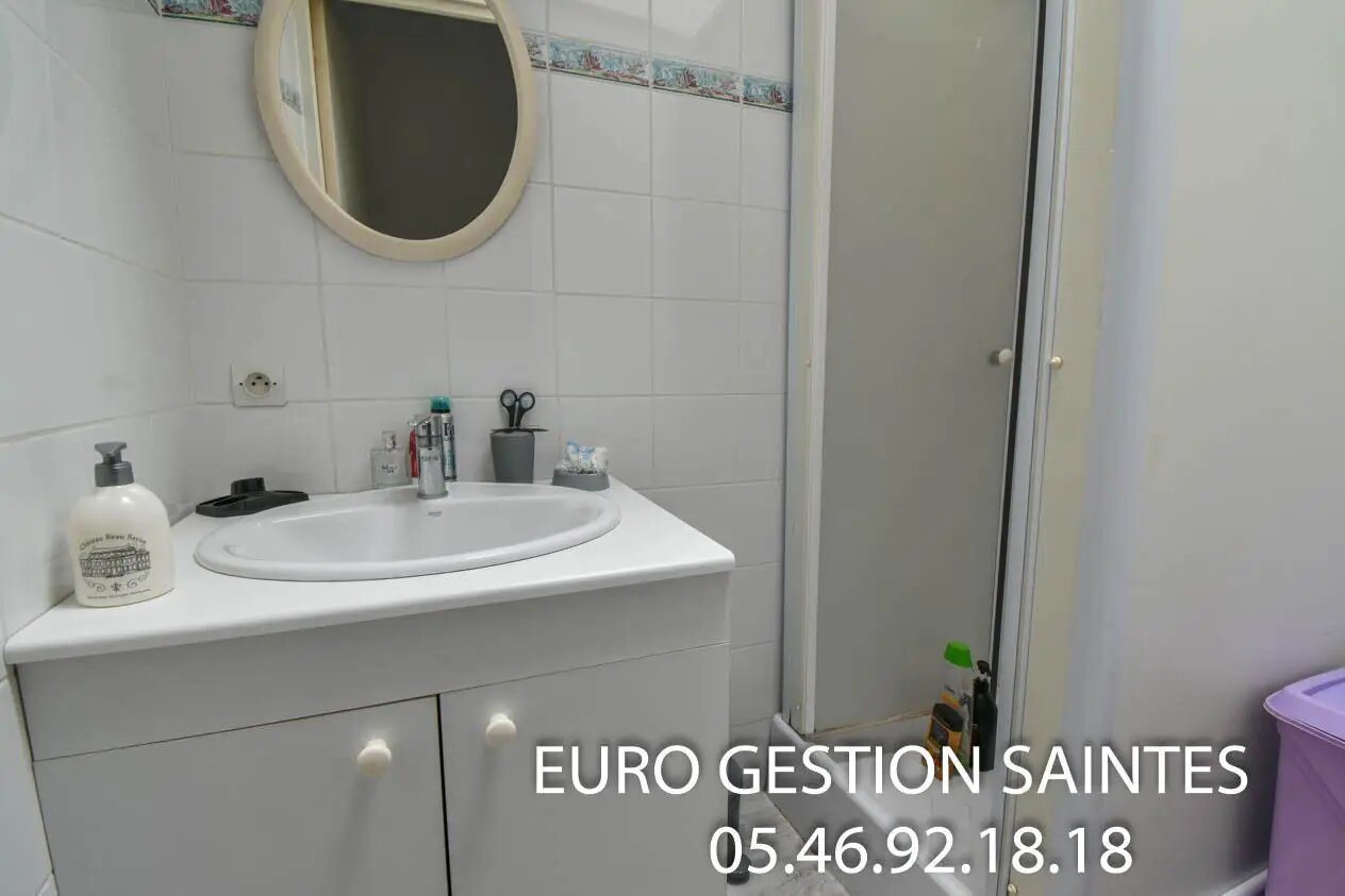 Appartement à louer, 29m², Saintes