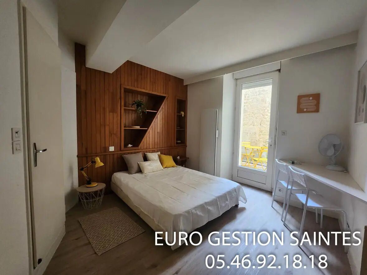 Appartement à louer, 14m², Saintes