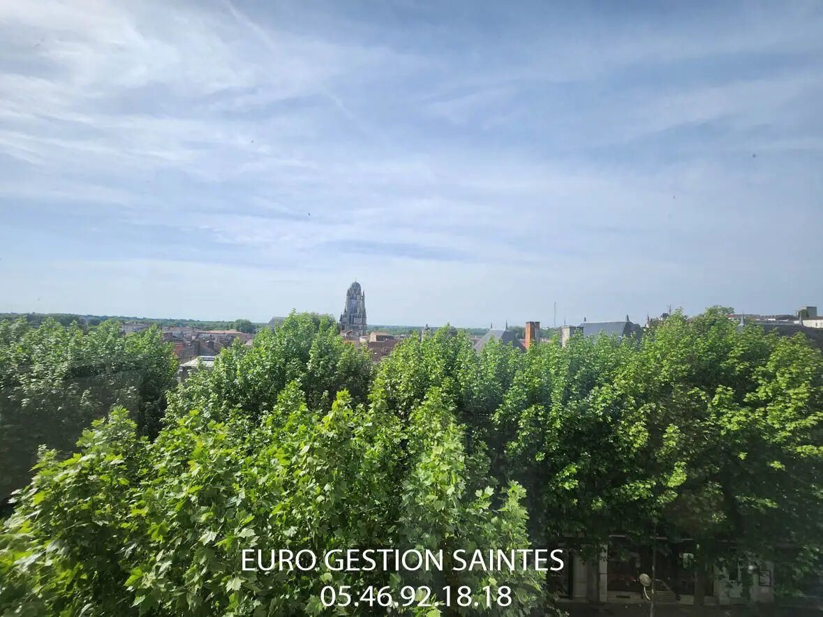 Appartement à vendre, 73m², Saintes