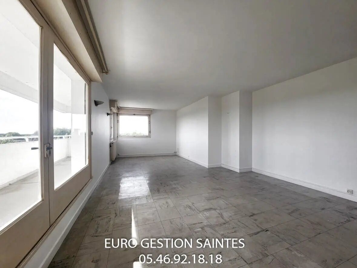 Appartement à vendre, 73m², Saintes