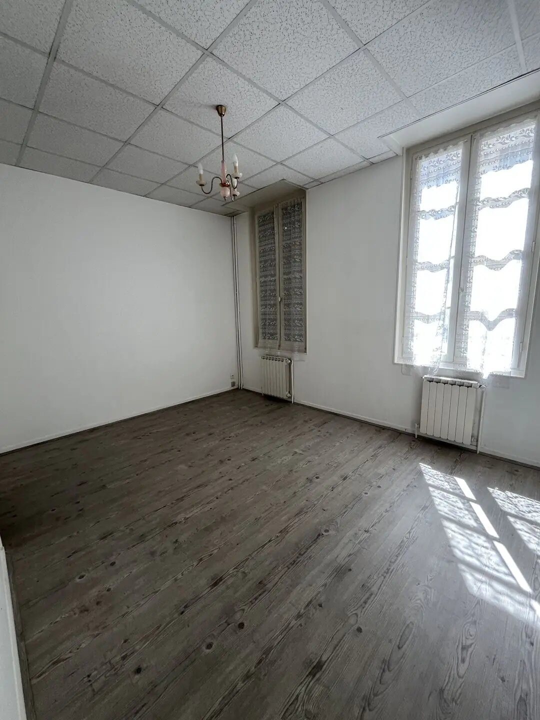 Appartement à louer, 40m², Saintes