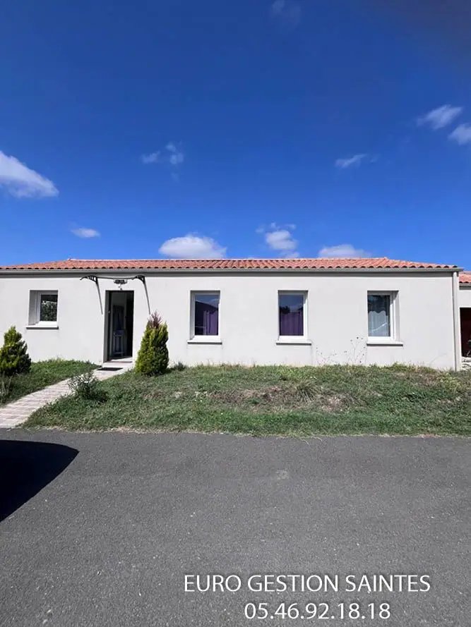 Maison à louer, 85m², Saintes