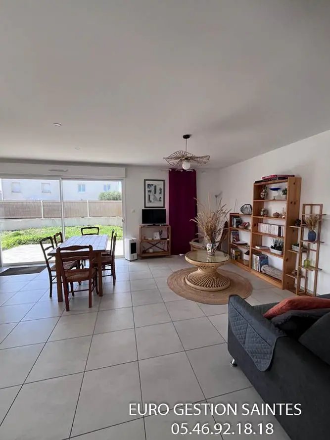 Maison à louer, 85m², Saintes