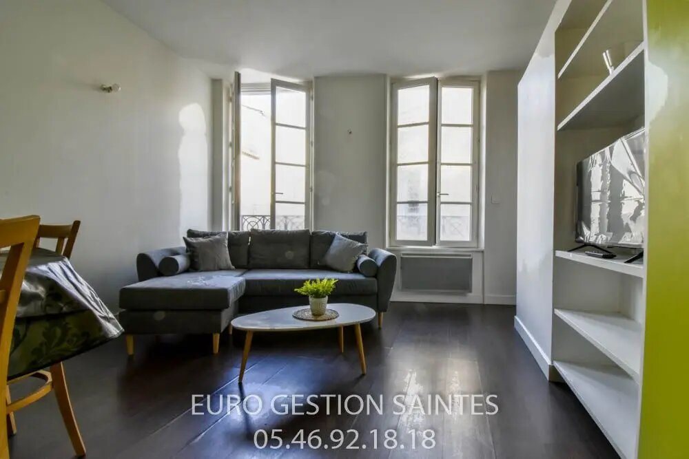 Appartement à louer, 37m², Saintes