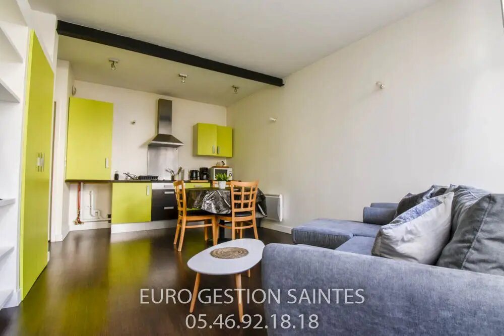 Appartement à louer, 37m², Saintes