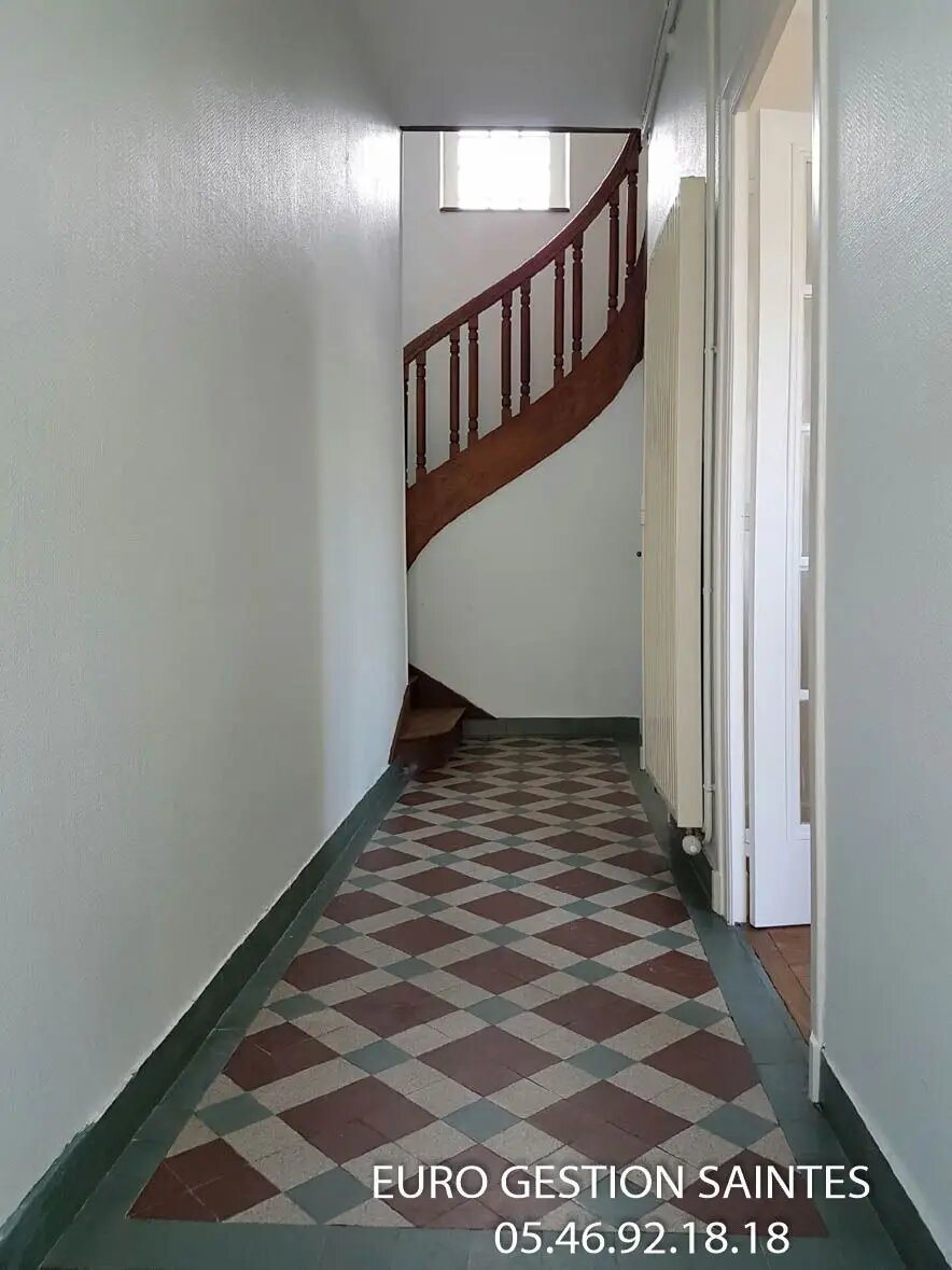 Maison à vendre, 74m², Saintes