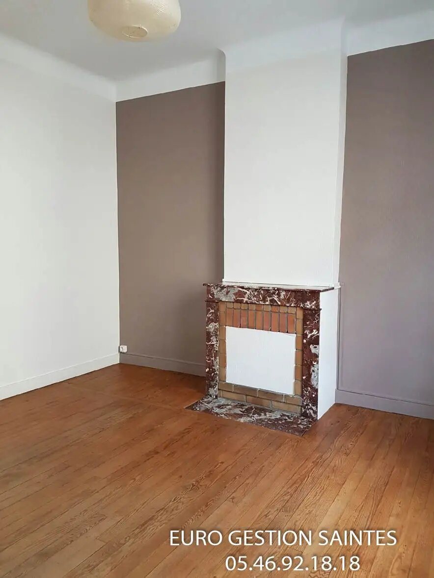 Maison à vendre, 74m², Saintes