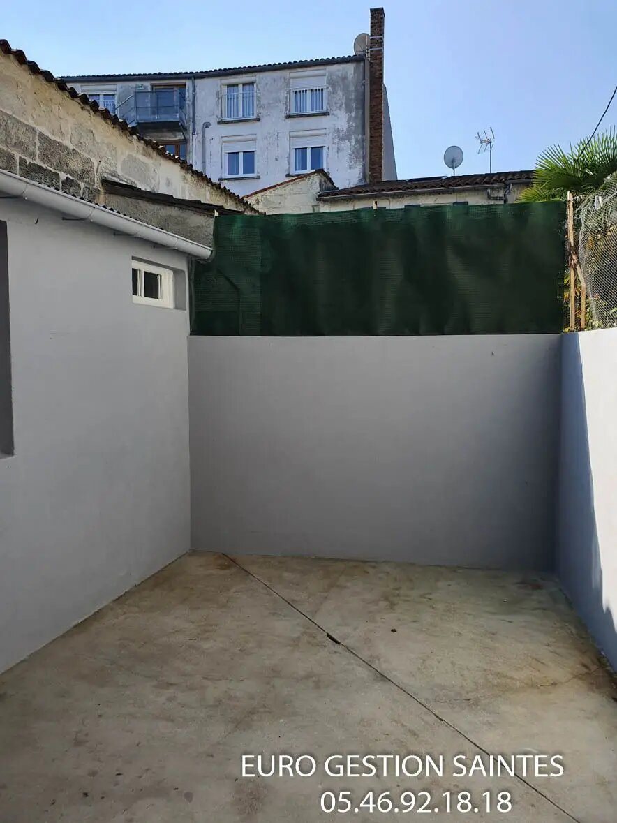 Maison à vendre, 74m², Saintes