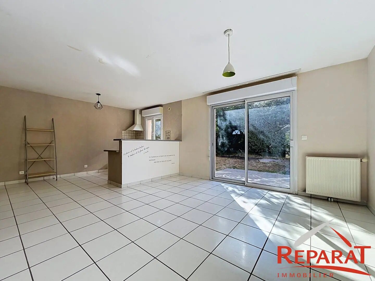 Maison à vendre, 95m², Saint-Pantaléon-de-Larche