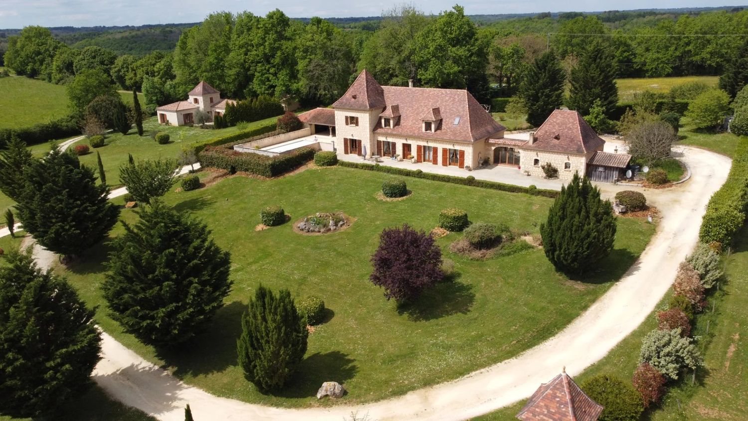 Maison à vendre, 352m², Queyssac