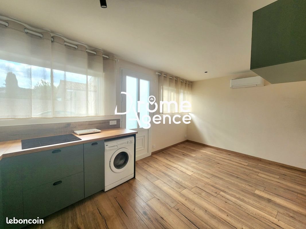 Appartement à louer, 28m², Bourg-lès-Valence