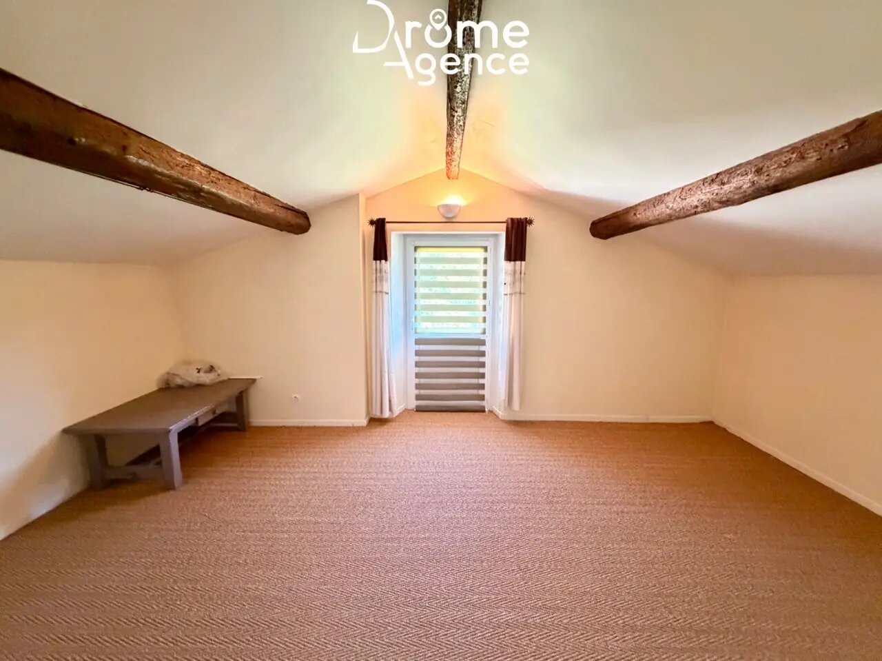 Maison à vendre, 135m², Malissard