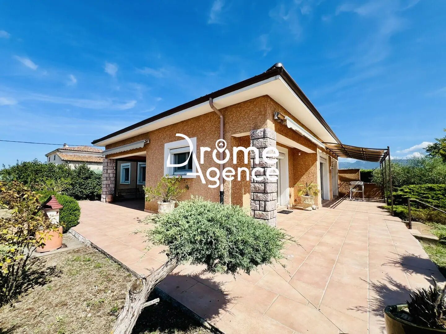 Maison à vendre, 130m², Montélier