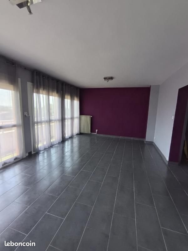 Appartement à louer, 76m², Donzère