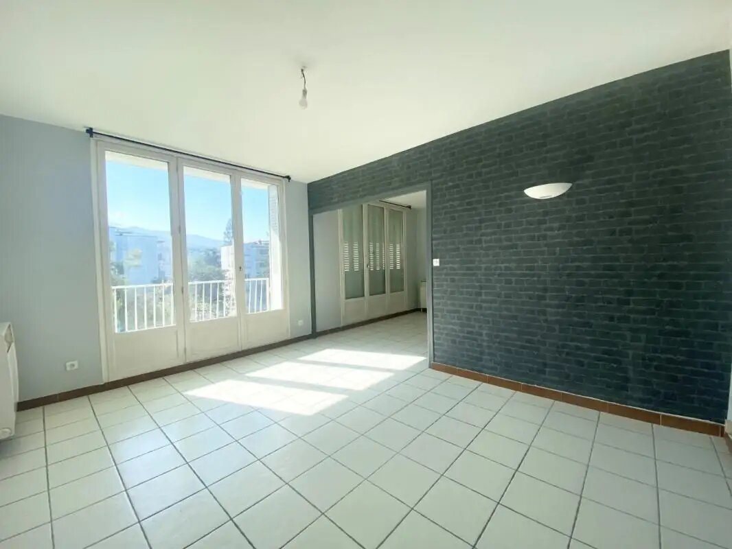 Appartement à louer, 66m², Saint-Martin-d'Hères