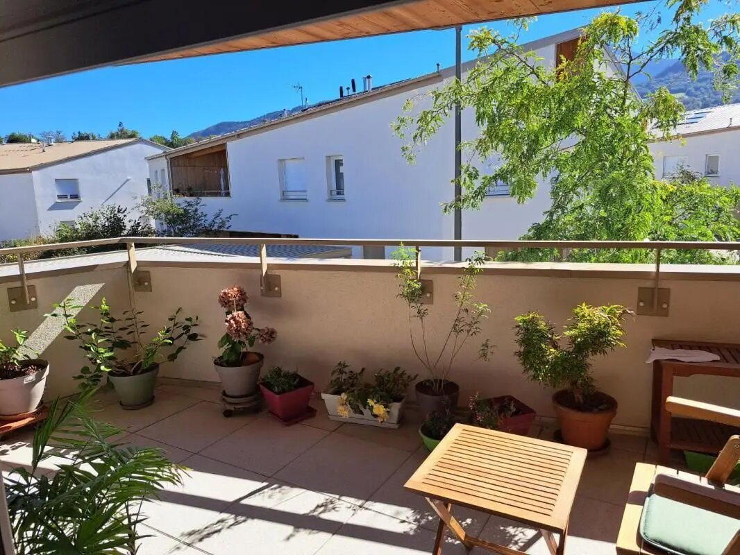Appartement à louer, 70m², Coublevie