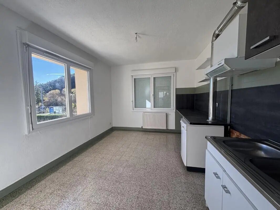 Appartement à louer, 81m², Susville