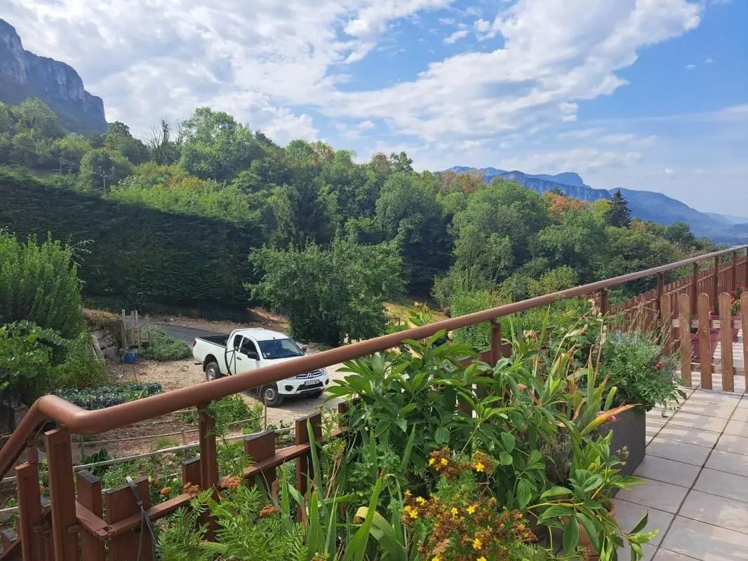 Appartement à louer, 67m², La Buisse