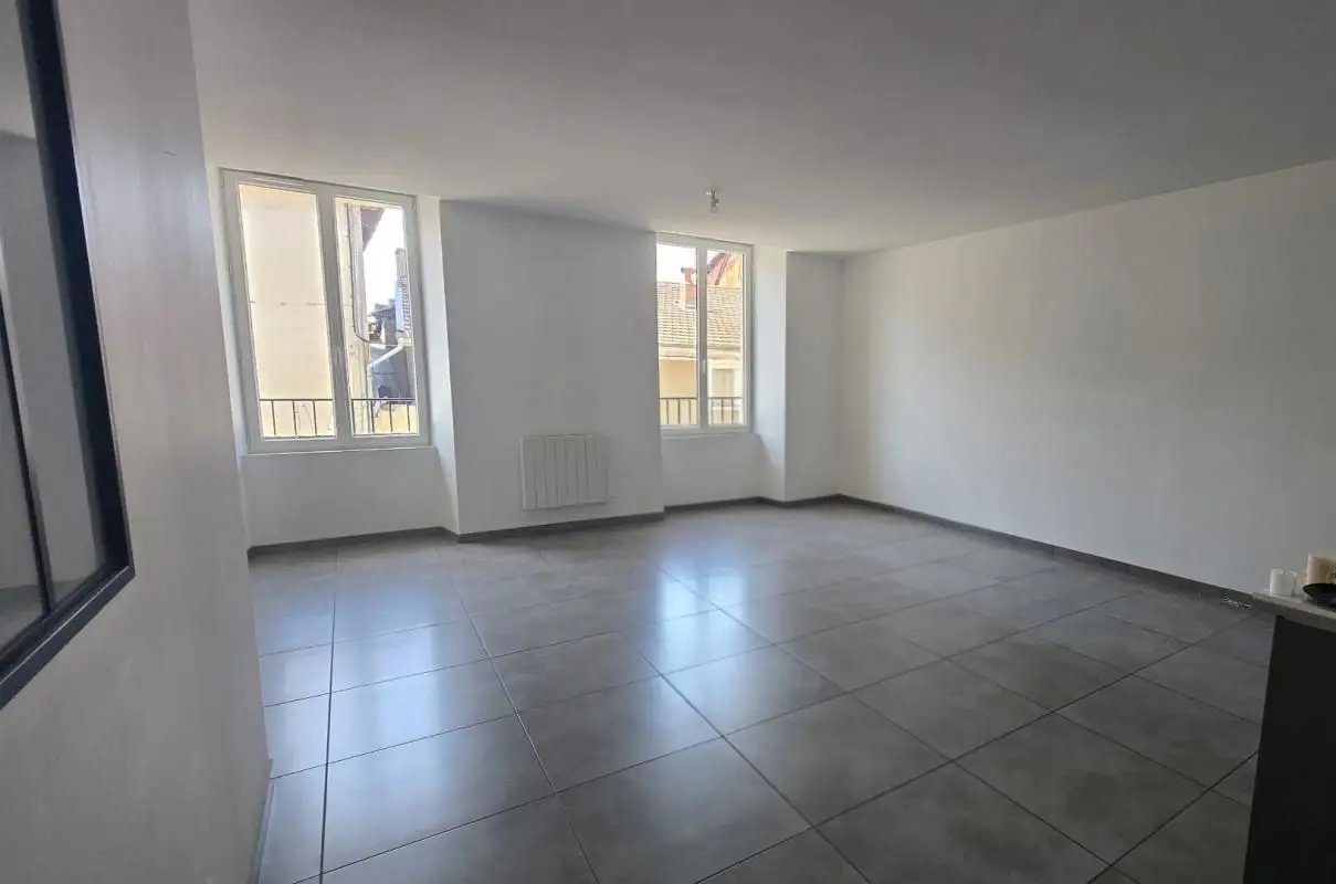 Appartement à louer, 80m², Beaurepaire