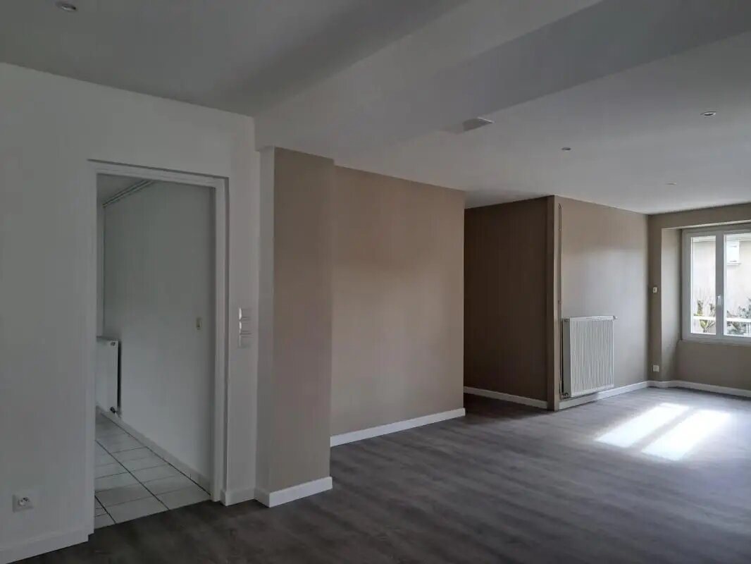 Appartement à louer, 74m², Vaulnaveys-le-Haut