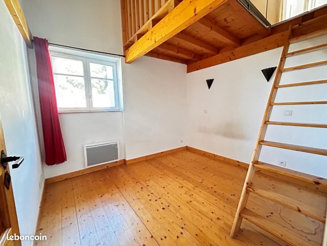Maison à louer, 57m², Beauchastel