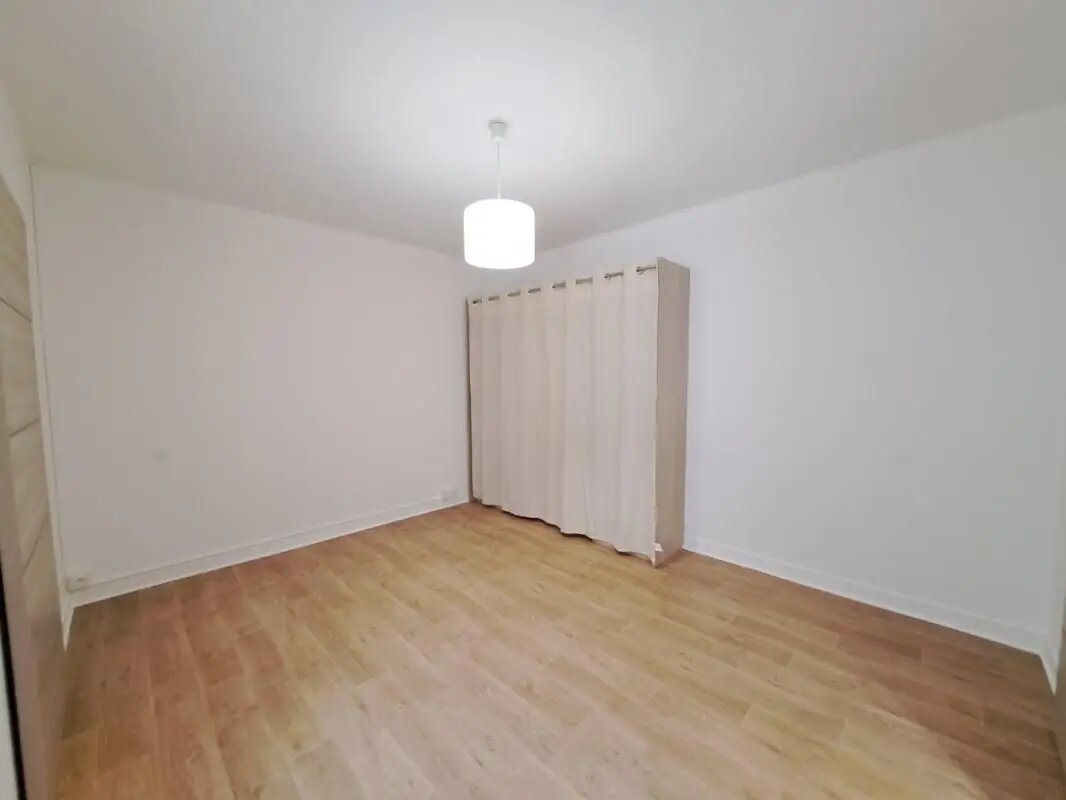 Appartement à louer, 28m², Saint-Georges-de-Commiers