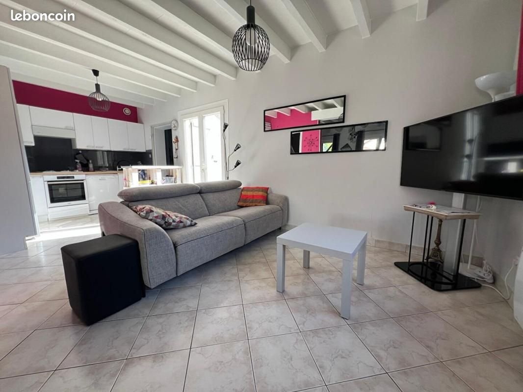 Maison à vendre, 105m², Brézins