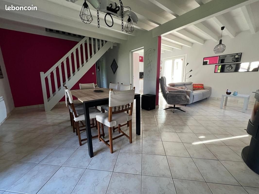 Maison à vendre, 105m², Brézins