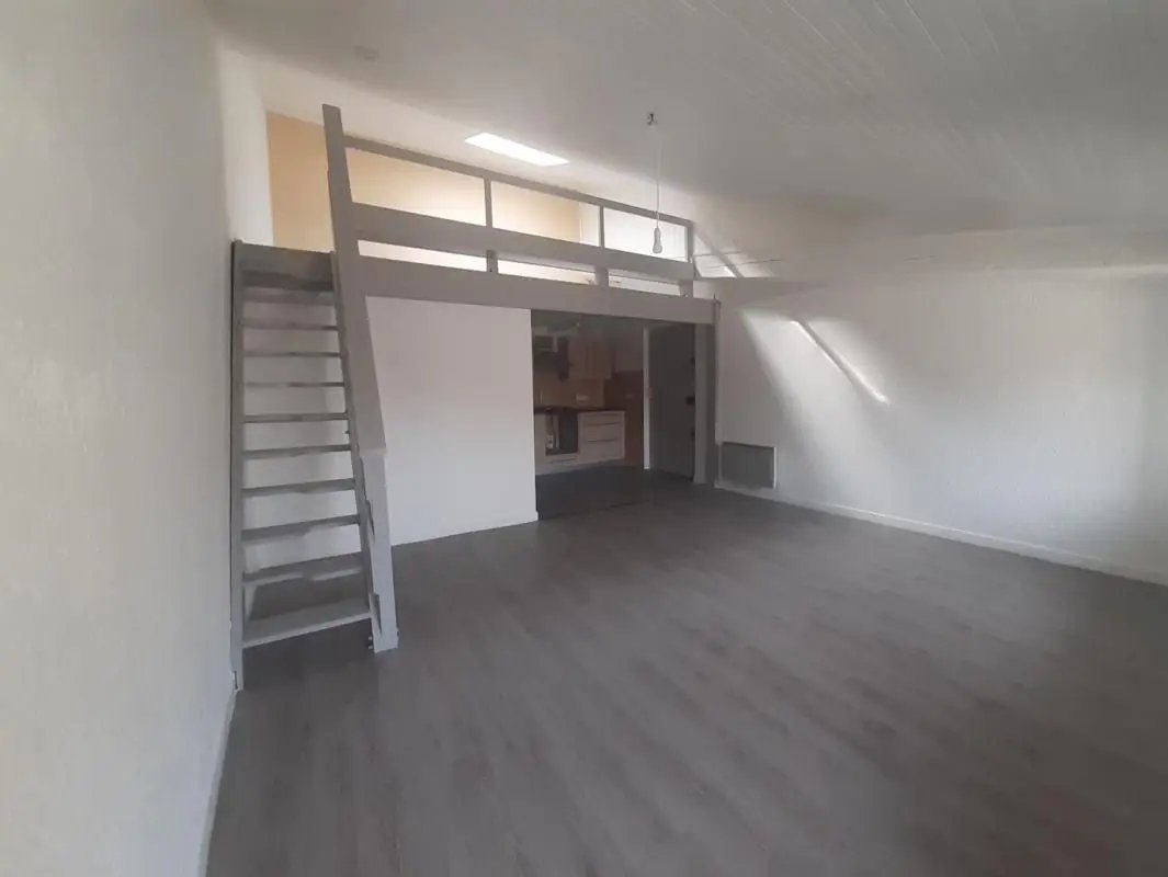 Appartement à louer, 35m², Saint-Symphorien-d'Ozon