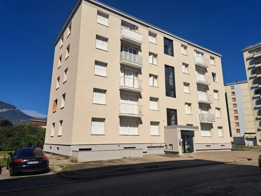 Appartement à louer, 51m², Saint-Egrève