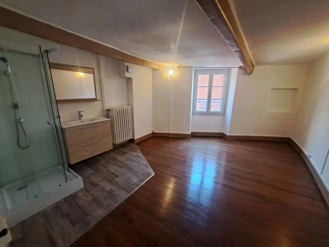 Appartement à louer, 62m², Privas