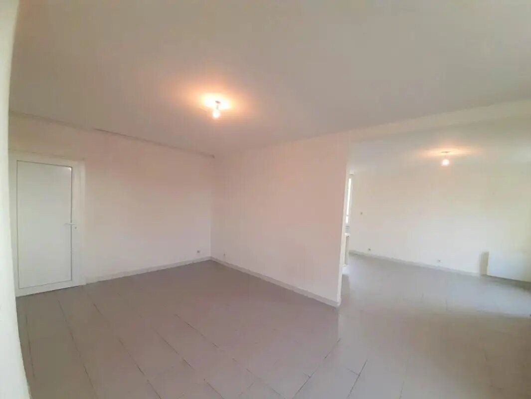 Appartement à louer, 98m², Tain-l'Hermitage