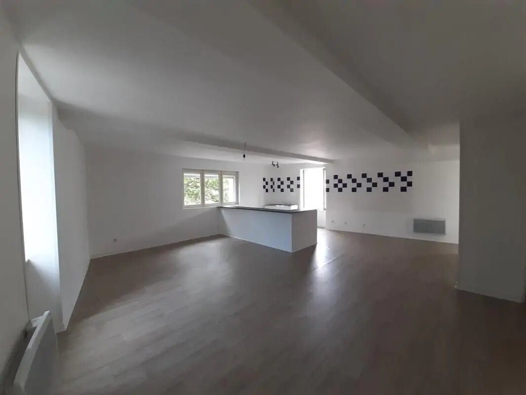 Appartement à louer, 110m², Alixan