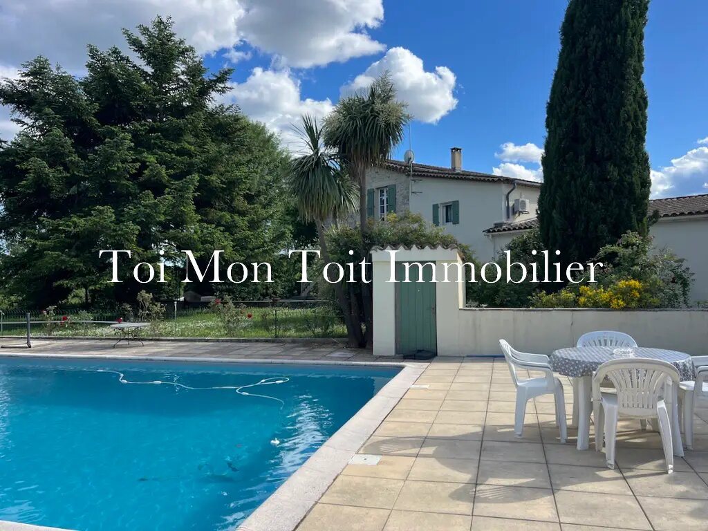 Maison à vendre, 242m², Sauve